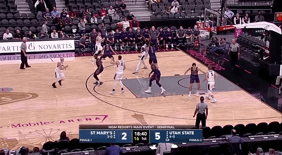 Ainge cut off Queta post.gif