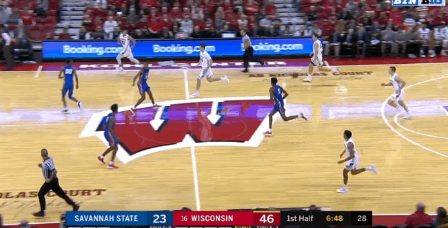 6’10 PG racing up the floor, makes the easy (but also correct) pass