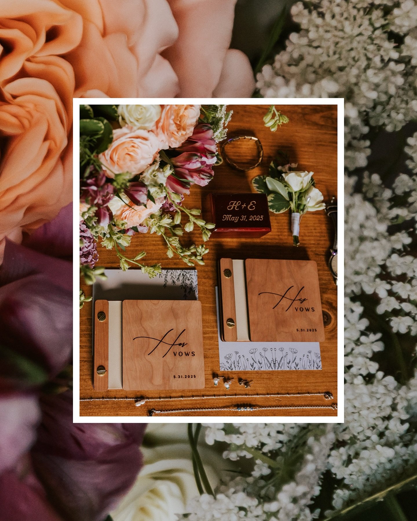 From tender vows to wildflower kisses, every moment of H + E’s day radiated love and authenticity. 🌸✨
Their May wedding was full of personal touches — private first look, handcrafted vow books, and the kind of joy you don’t have t
