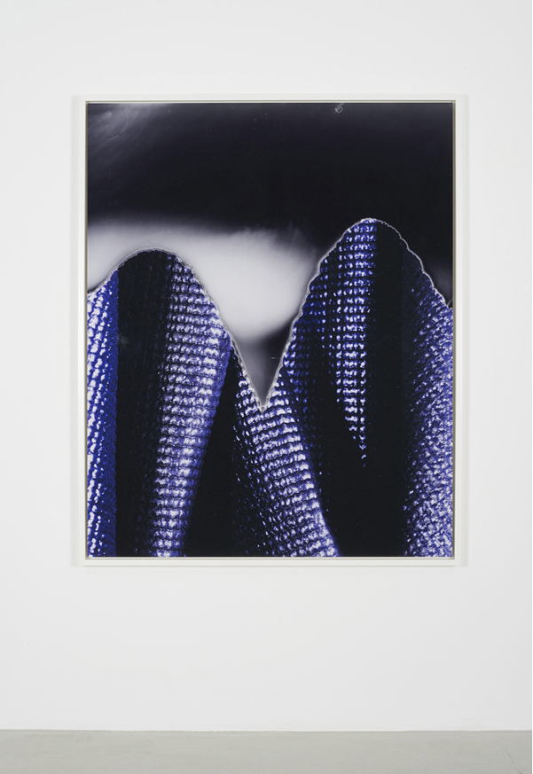   Laura , 2012&nbsp;  &nbsp;  Digital C-print mounted on aluminum&nbsp;  &nbsp;  152.4 x 121.9 cm / 60 x 48 inches 