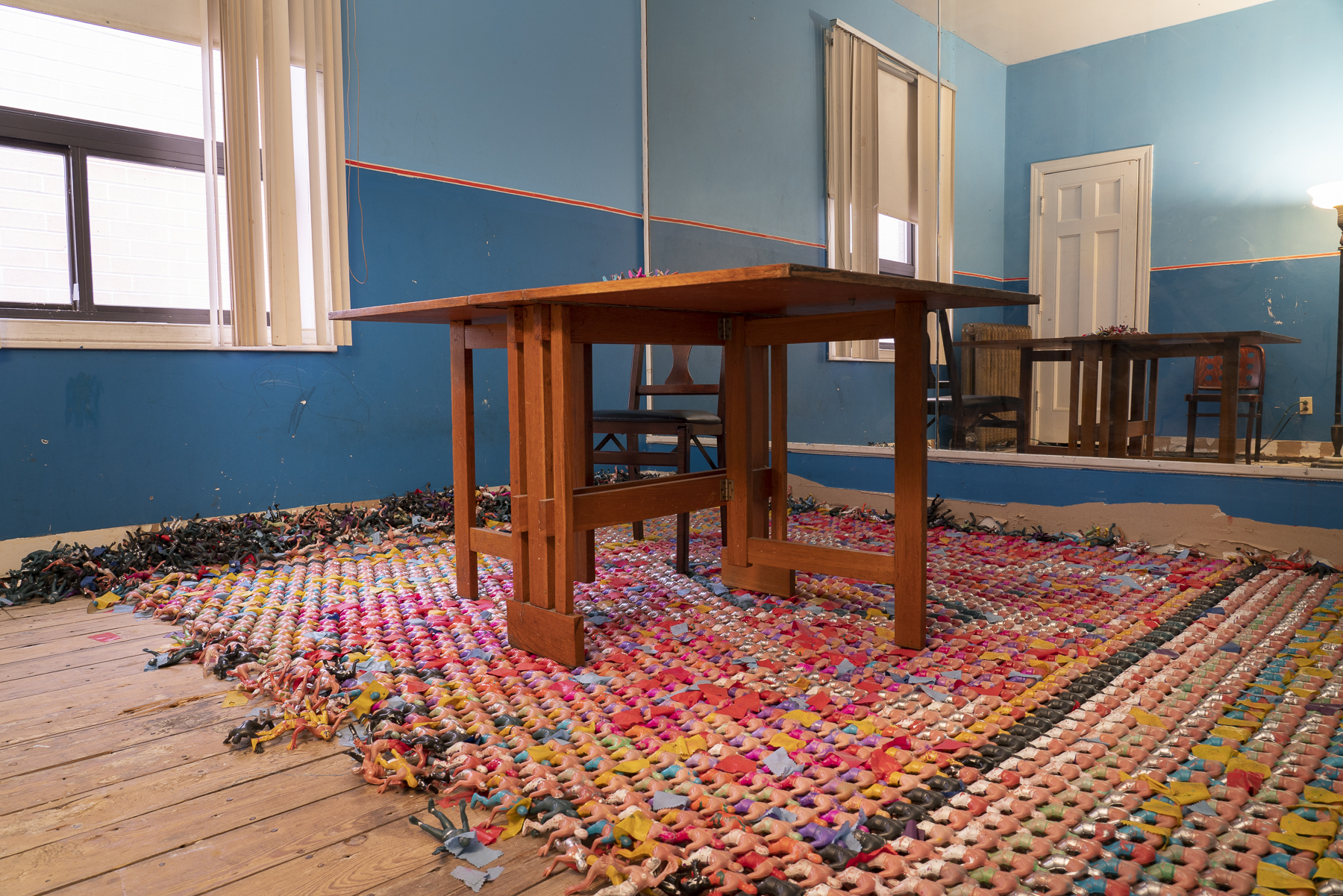 Floor piece (6018North) by Óscar I González Díaz