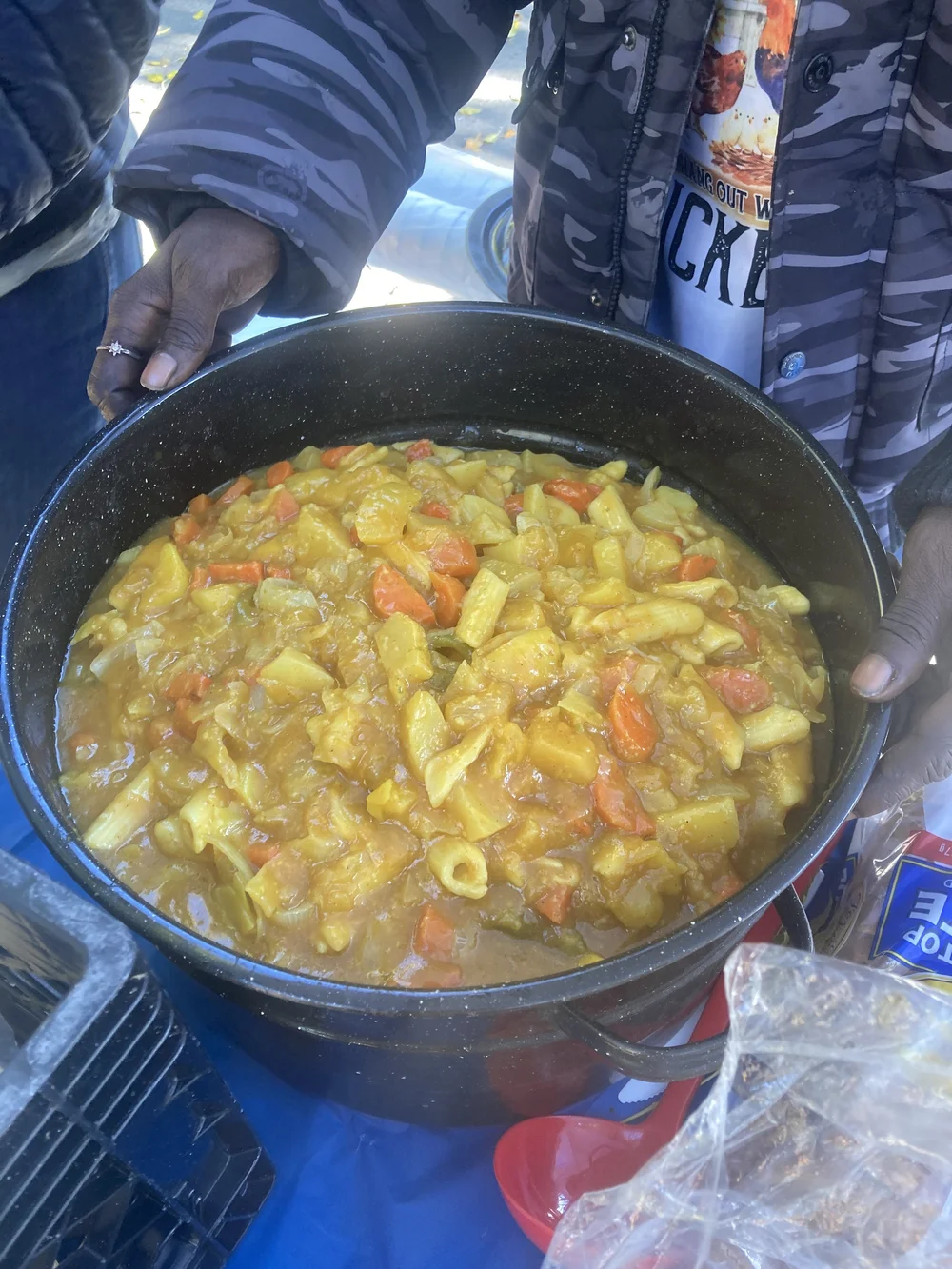 North America – Tagged \, image size:1000x1333