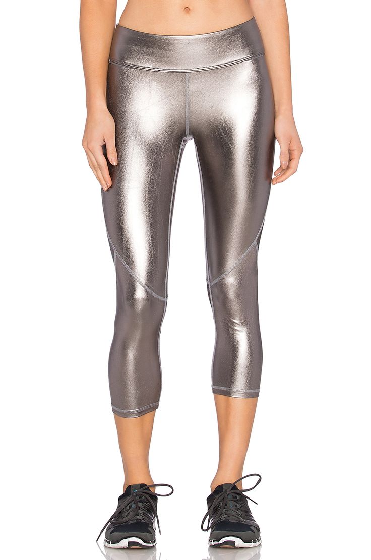 ALALA Crop Tight leggings