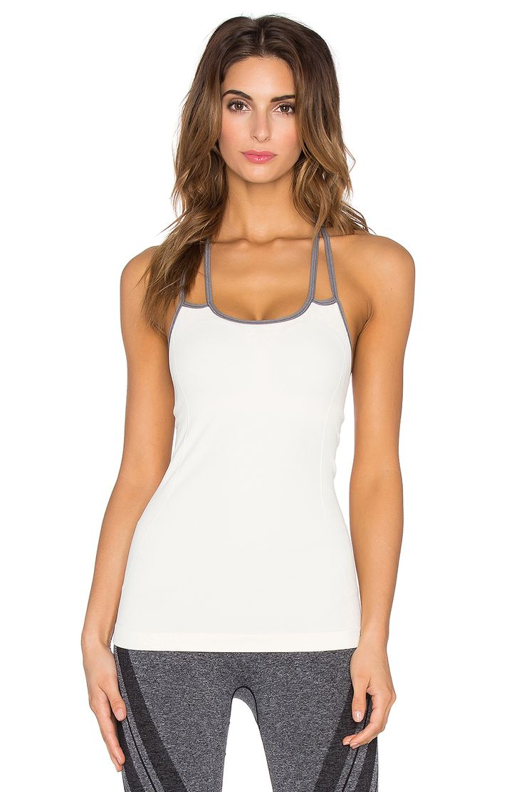 NUX Quantum cami