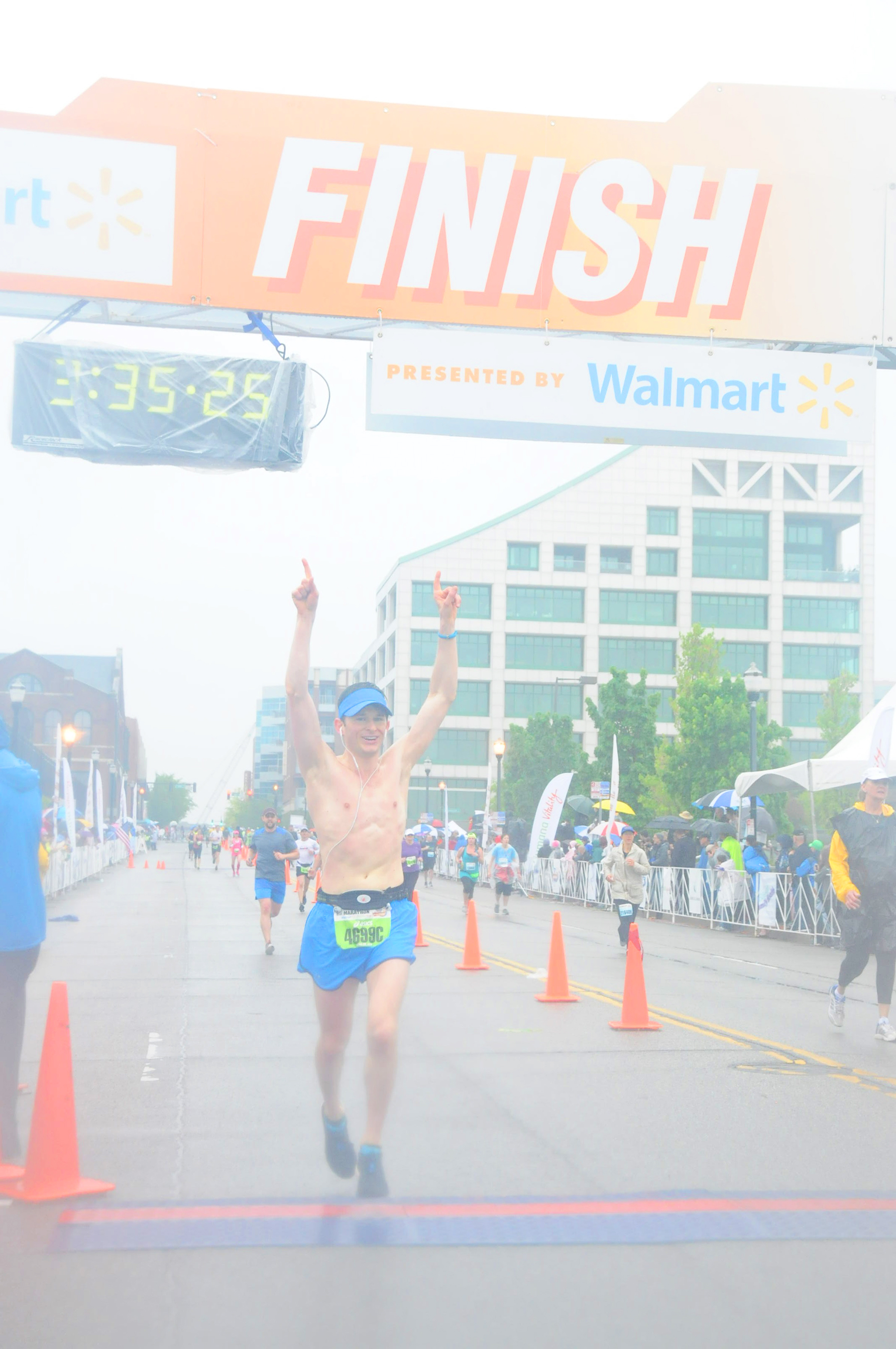 Josh_Miller_Louisville_KDF_Marathon3.jpg