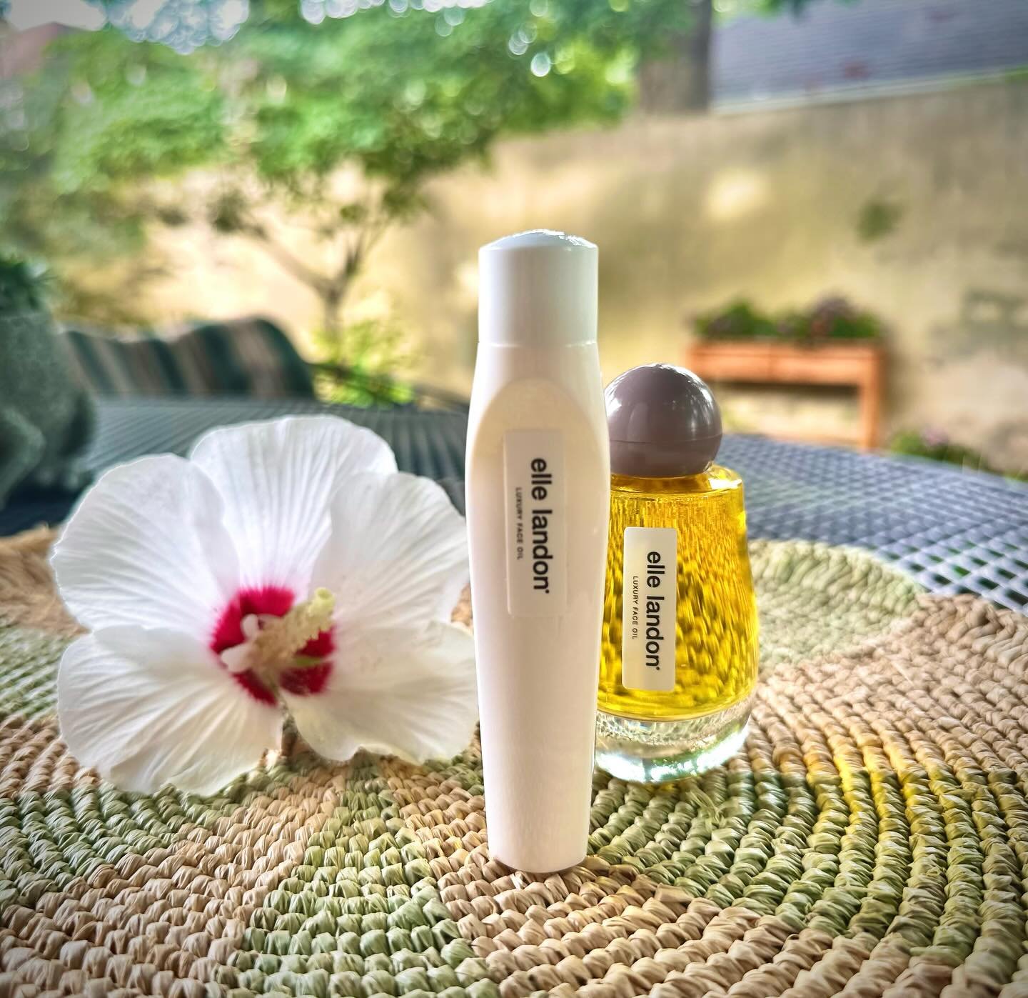 Elle Landon Face Oil has a travel size with a steel roller ball. It&rsquo;s so nice to roll on Elle Landon Face Oil first thing in the morning, before the gym or during an air flight. Keep it in your purse to use during the day before a makeup touch 