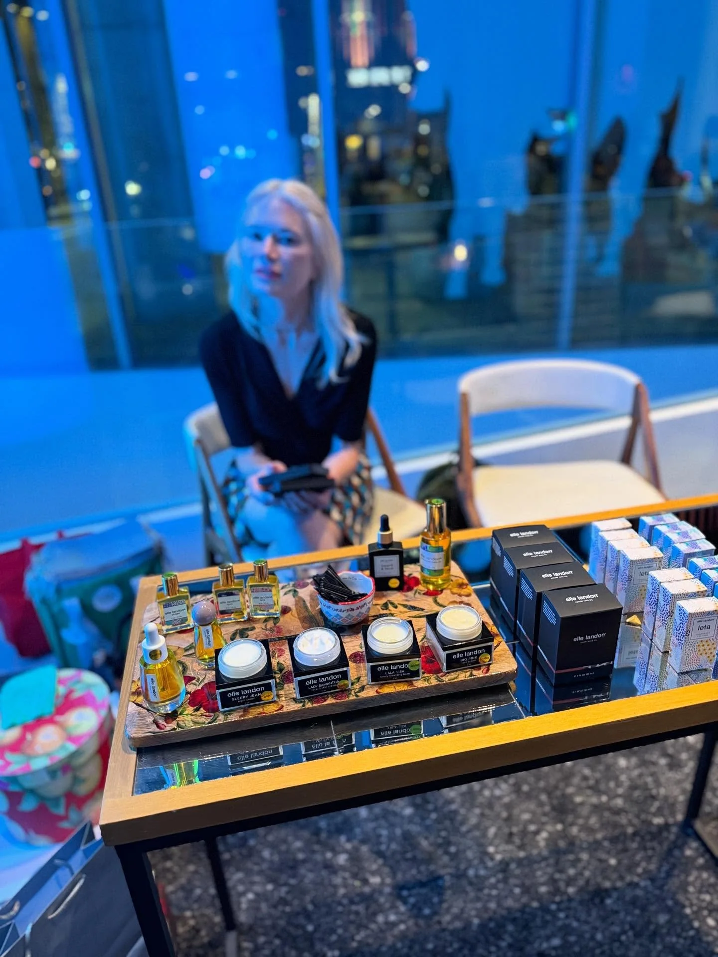 Saturday night at Market Bleu in Cincinnati with all the lovely vendors and their beautiful creations! It was such a fun, relaxing evening!