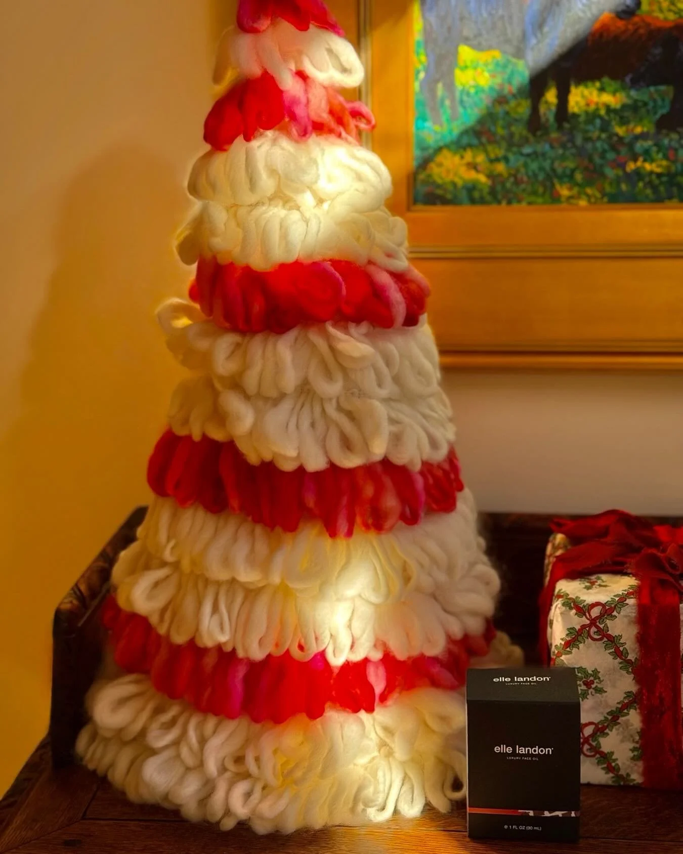 Looking for a last minute gift? Never fear! I have the perfect idea! How about
Elle Landon&rsquo;s face oil, made in small batches out of all natural botanical oils? The gift of beautiful skin that keeps on giving everyday! Enjoy 30%off while it last