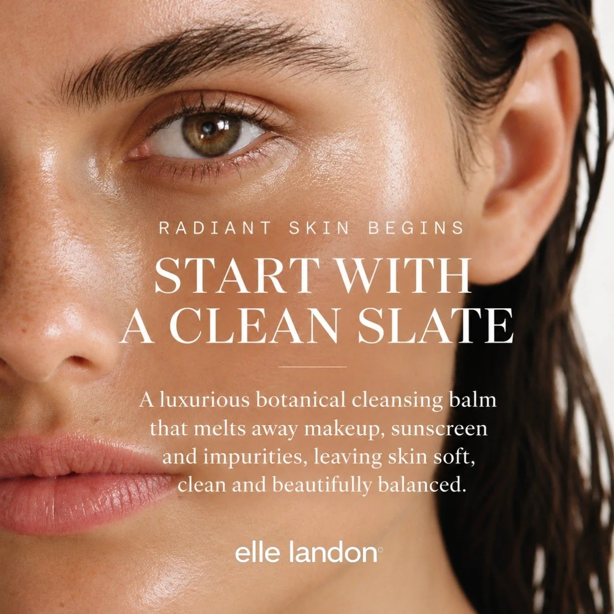 LaLa Lisa Luxury Cleansing Balm goes beyond cleansing, melting away makeup, sunscreen, and impurities while helping protect your skin&rsquo;s essential moisture barrier.

Infused with 19 nourishing, plant-derived botanical oils, natural butters, lipi