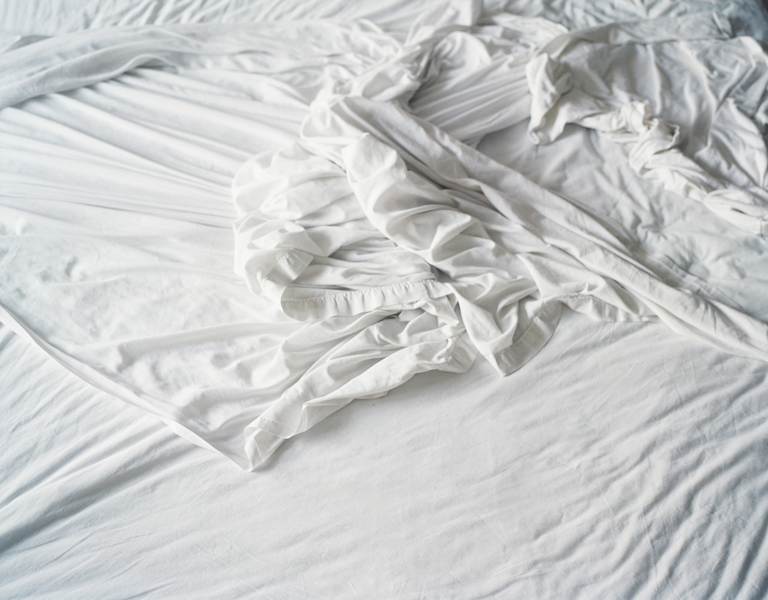 4_white-sheets.jpg