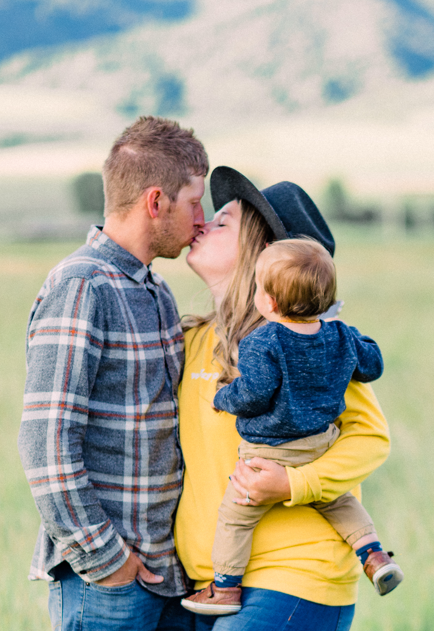  home sweet home, thats darling darling, escape, idaho, life on the farm, photographer, idaho, idahome, lifestyle photographer, swan valley, rainey creek farm, farm life, Scottish Highland, Rainey creek cattle co, black angus, red angus, new farmers,