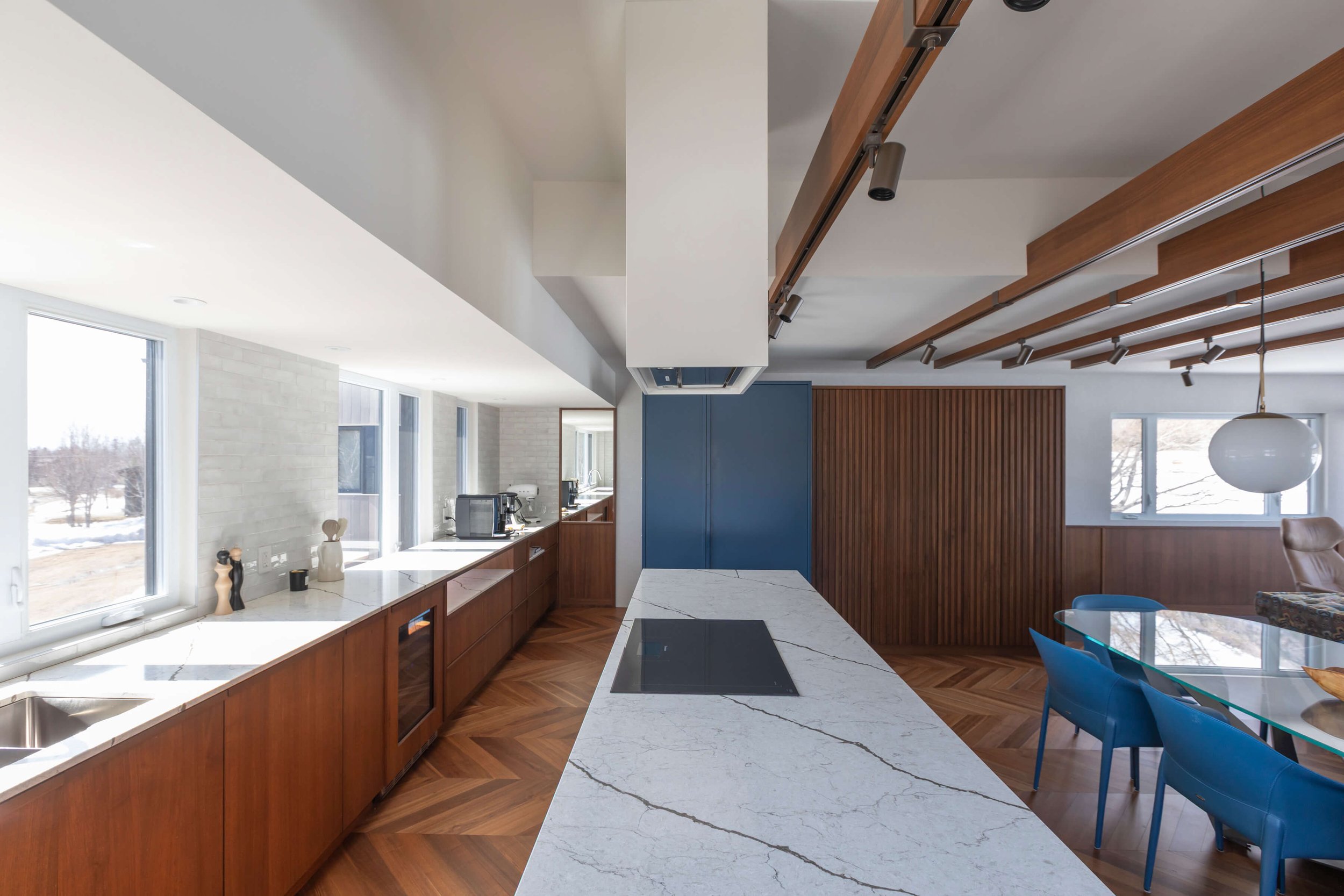 LE CONDO BOIS & LIGNES