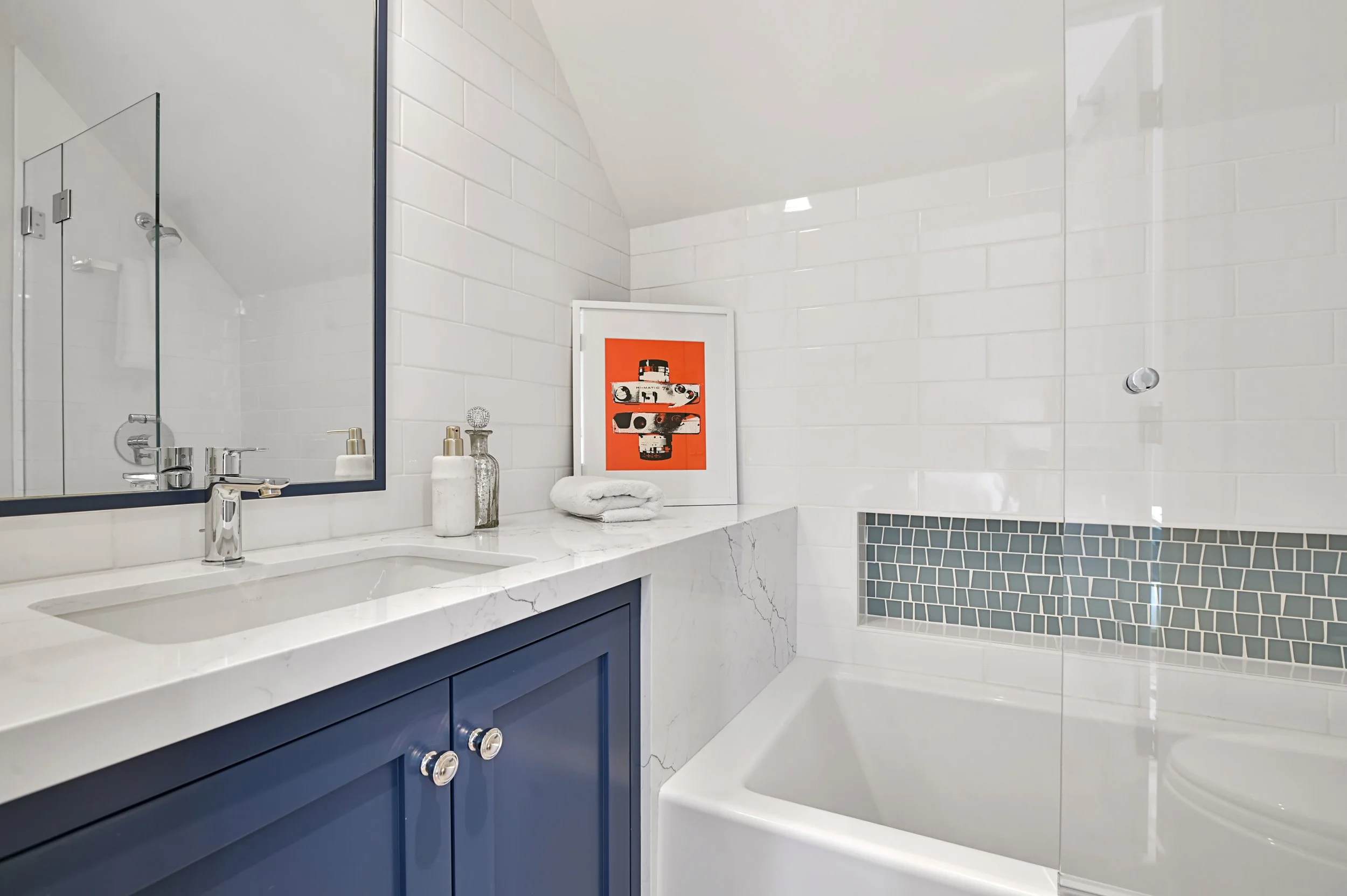 bathroom remodel by Hive Builds general contractor San Francisco