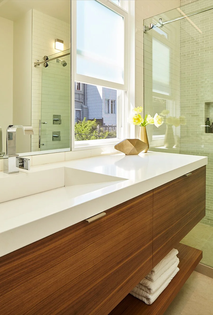 Bathroom remodeled by Hive Builds general contractor San Francisco