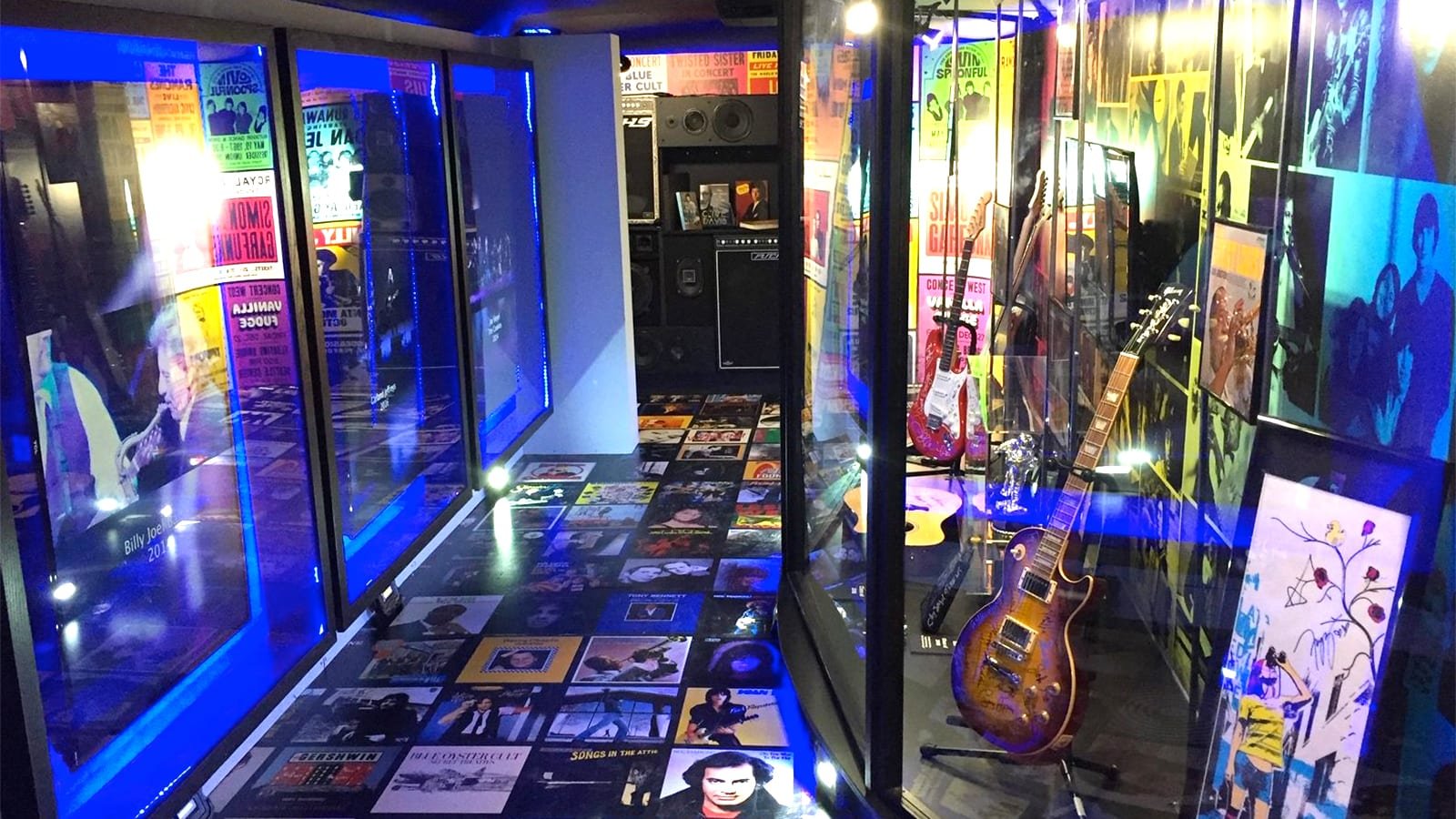 mobile-museum-long-island-music-hall-of-fame.jpg