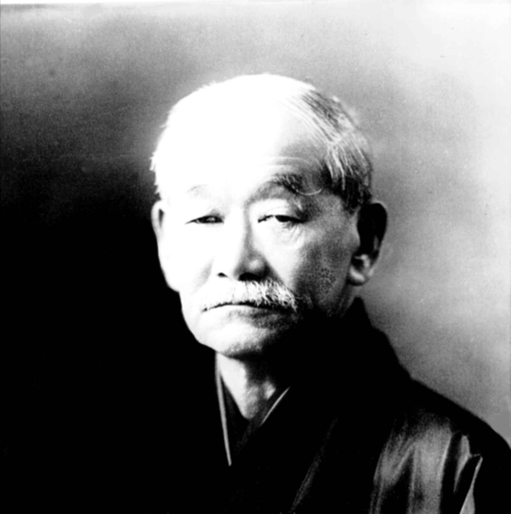 "Judo to nie tylko sztuka walki, lecz podstawowa zasada ludzkiego zachowania. Jest błędem sądzić, że judo kończy się na macie." Jigoro Kano 1860-1938