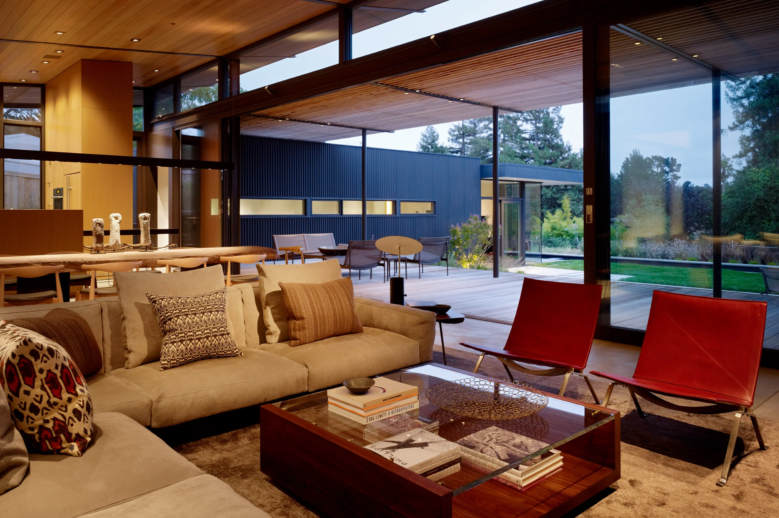 StudioCollinsWeir_HorseHill_4.jpg