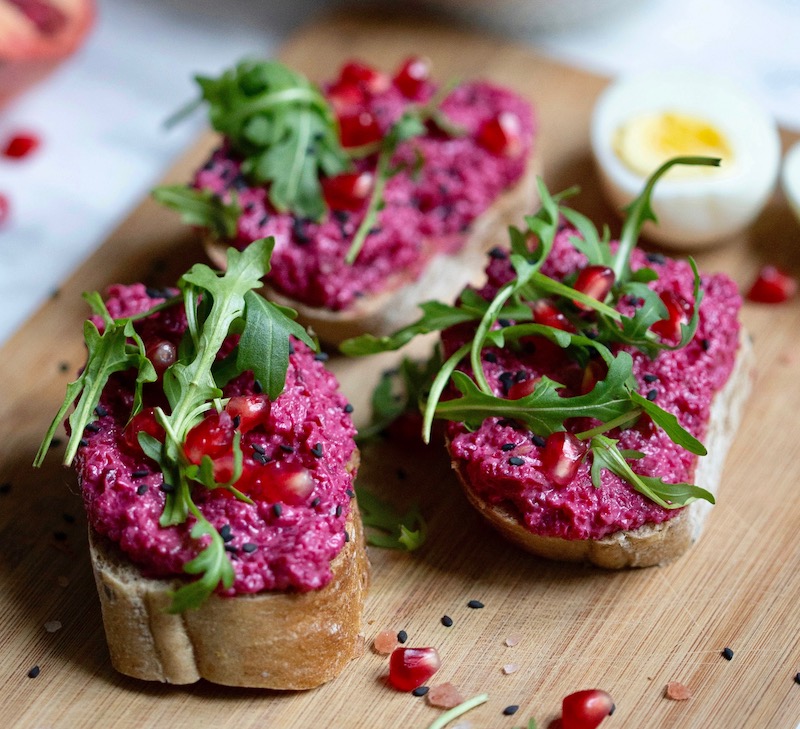 beet hummus.jpeg