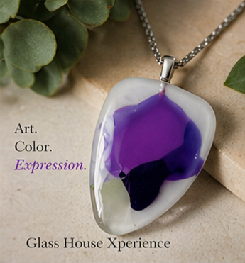 Pendant jewelry photo glass art 1117.PNG