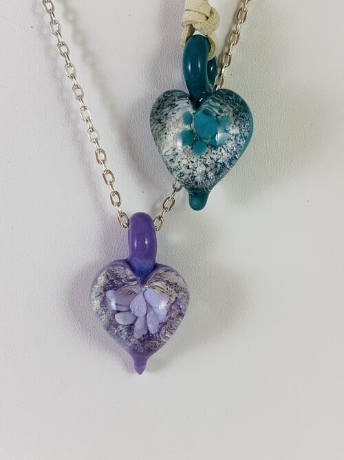 2 memorial glass pendants hearts.jpg