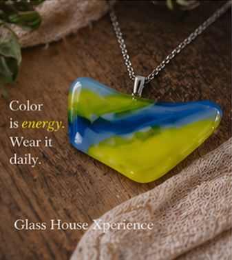 Pendant jewelry photo glass art 1116.PNG