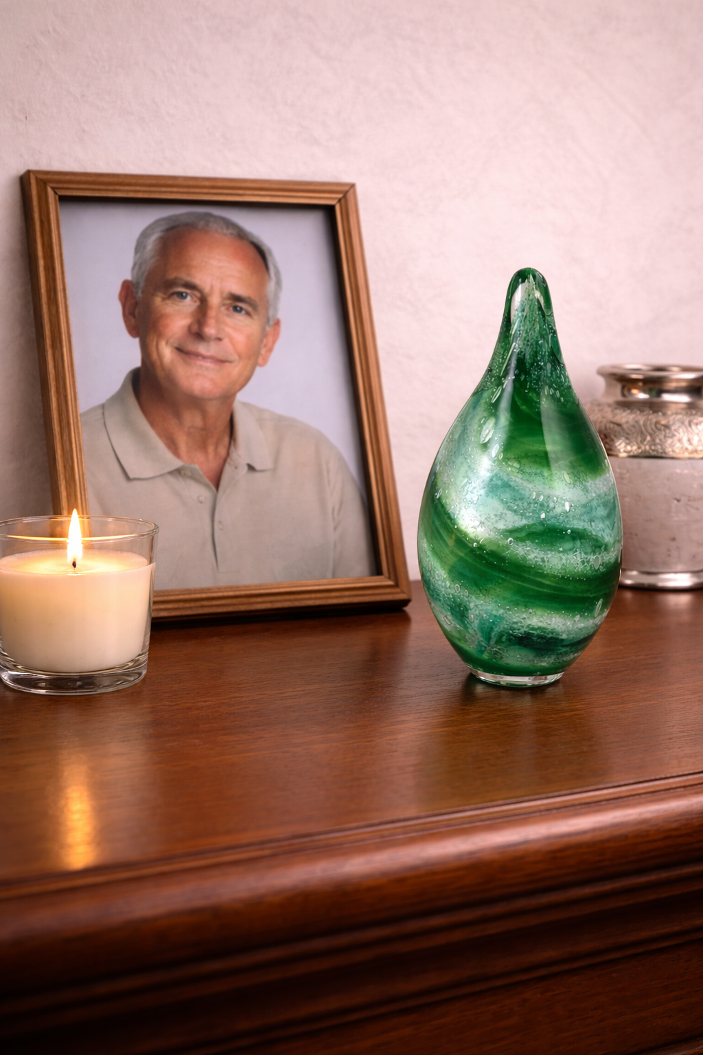 Memorial glass spire 3.png