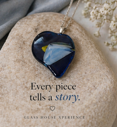 Pendant jewelry photo glass art.PNG