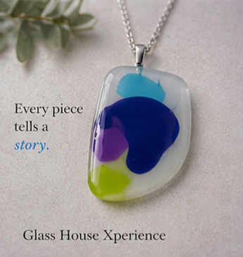 Pendant jewelry photo glass art 1118.PNG