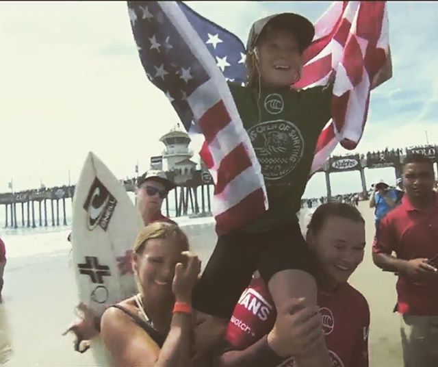 Unreal surfing from all the @usasurfing girls. Congrats Caity girl.