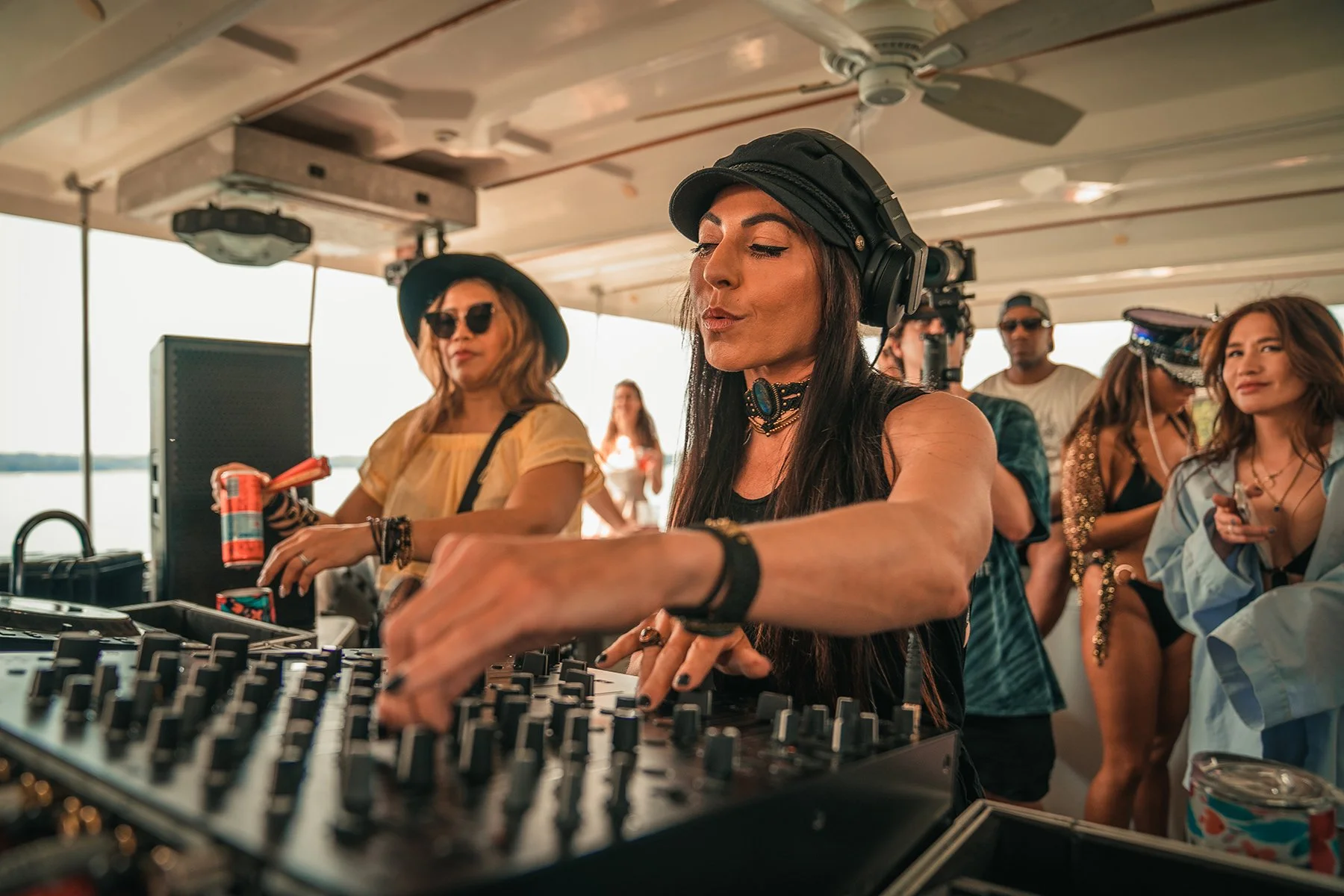 06/05/21 - Boat Party w/ Tara Brooks