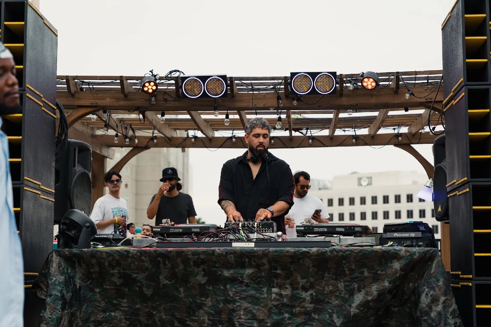 alleycatrooftop_june-02788.jpg