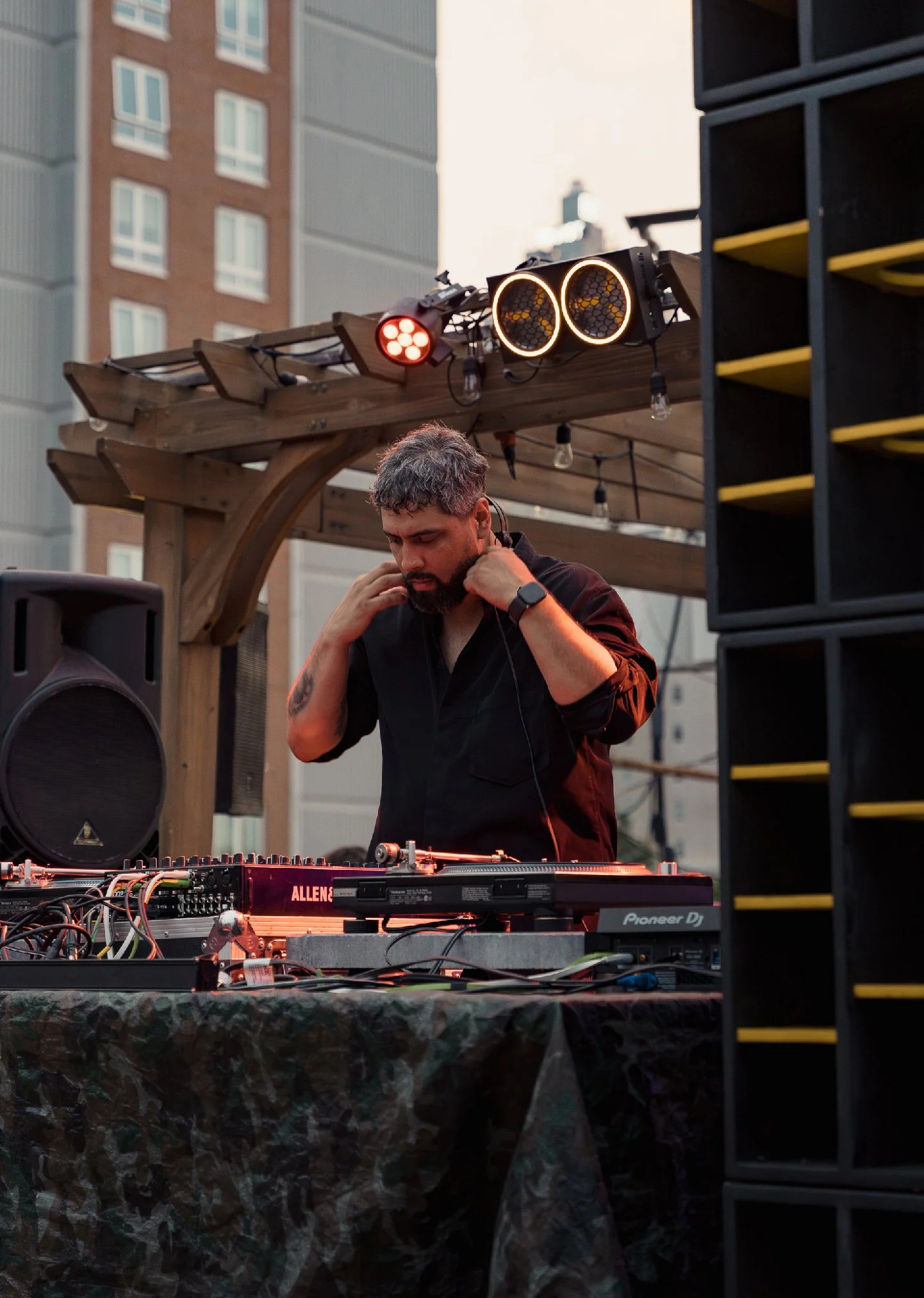 alleycatrooftop_june-02948.jpg