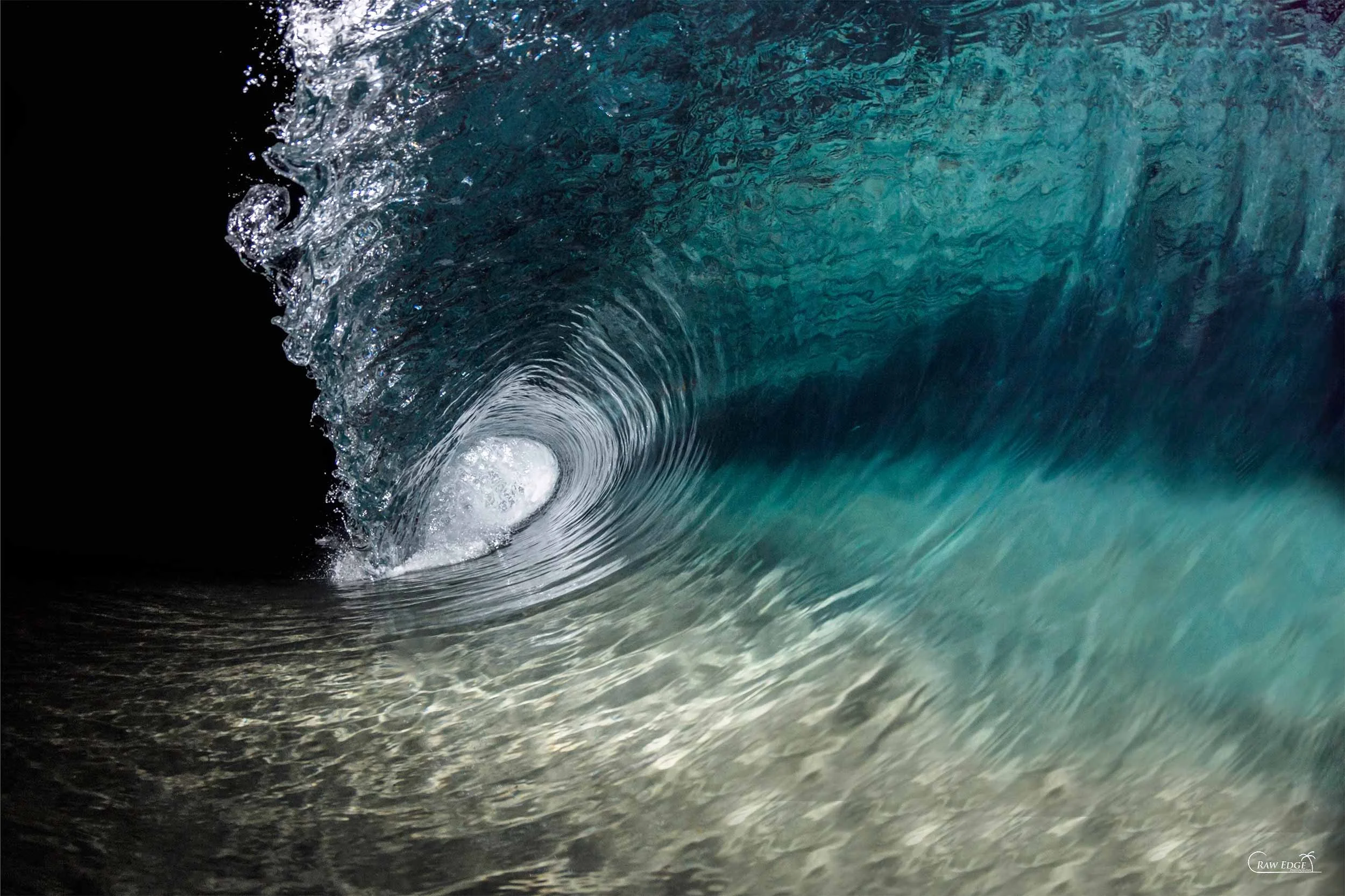 Perfect wave at Boomerang Beach NSW