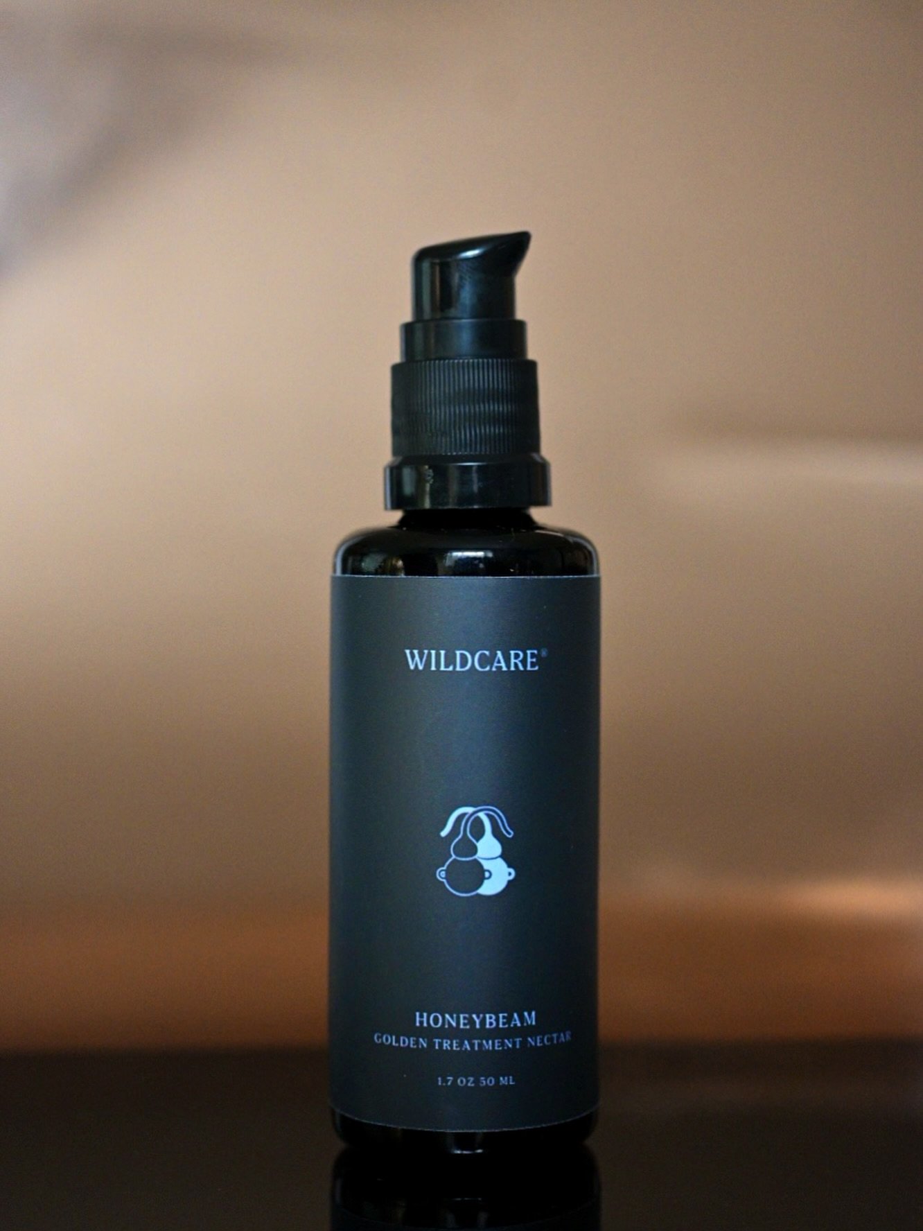 WORKING WITH HONEYBEAM&mdash;🍯

Today I wanted to share a handful of the methods that Honeybeam may support your skin. Honeybeam is our new multipurpose, propolis-infused castor oil treatment nectar formulated to strengthen the skin&rsquo;s resilien