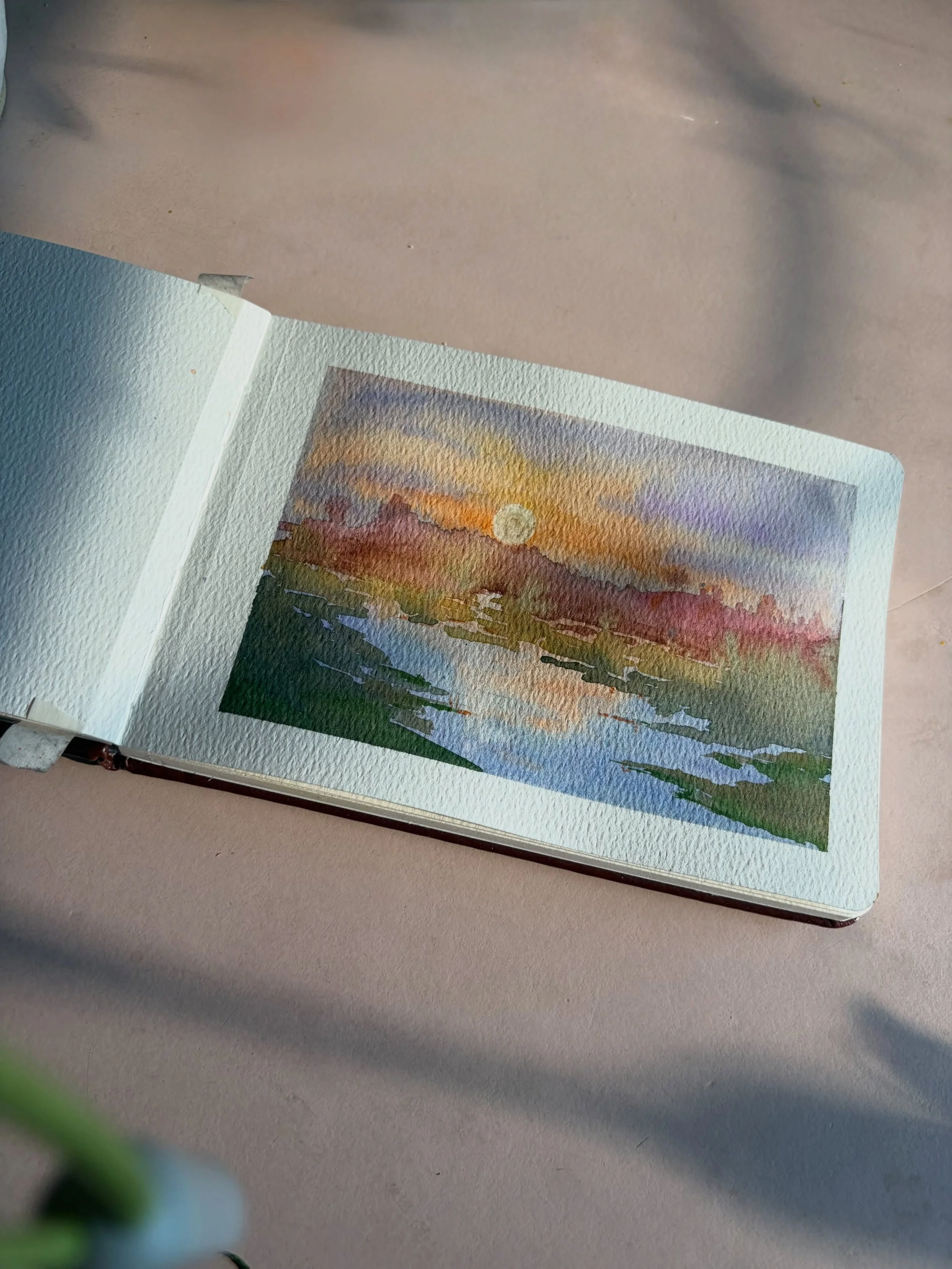 Still painting for peace over here.

#watercolor
#makeart
