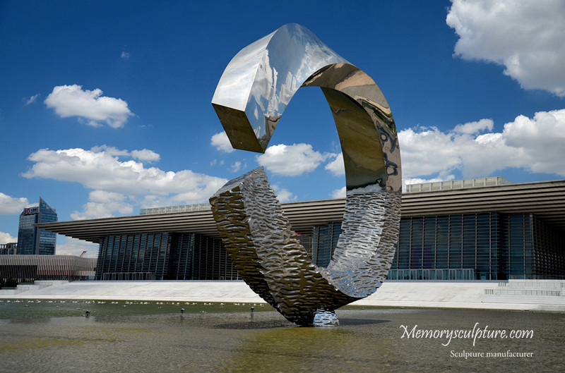 stainless steel sculpture fabrication.jpg