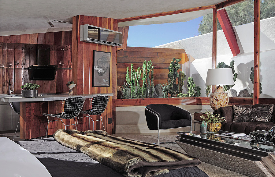Hotel Lautner: Desert Hot Springs, CA Via