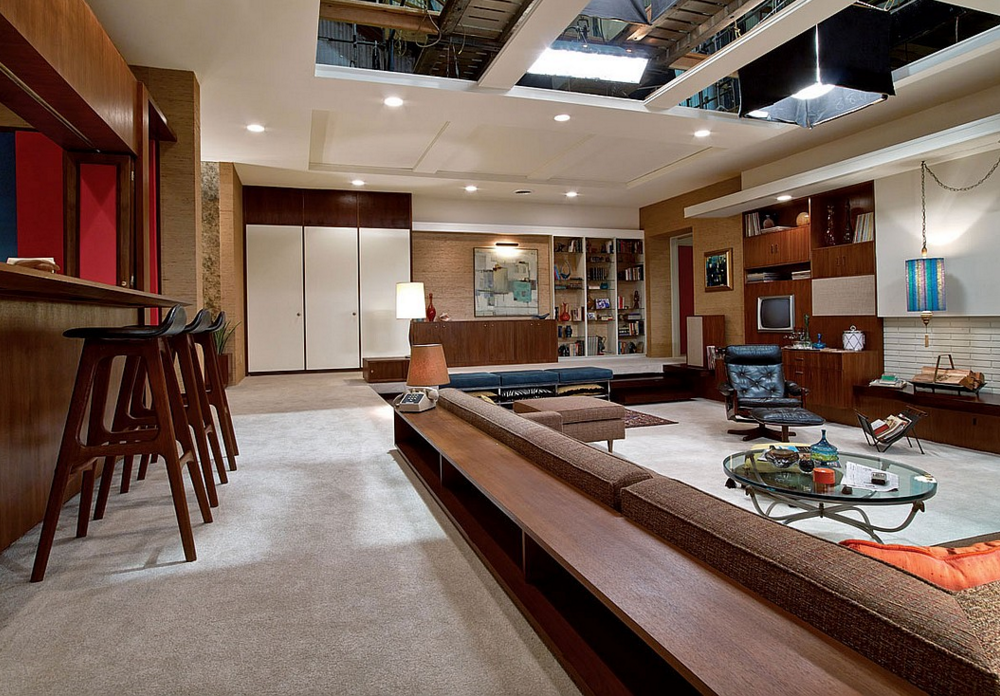 Mad Men Set Via