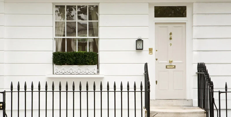 Farrow and Ball , Skimming Stone No. 241