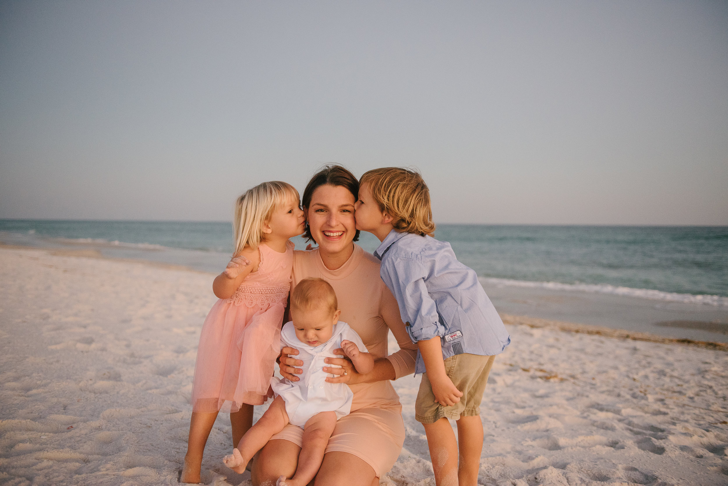 mom with kids-Pensacola Family Photographer-Ann Mangum Photography