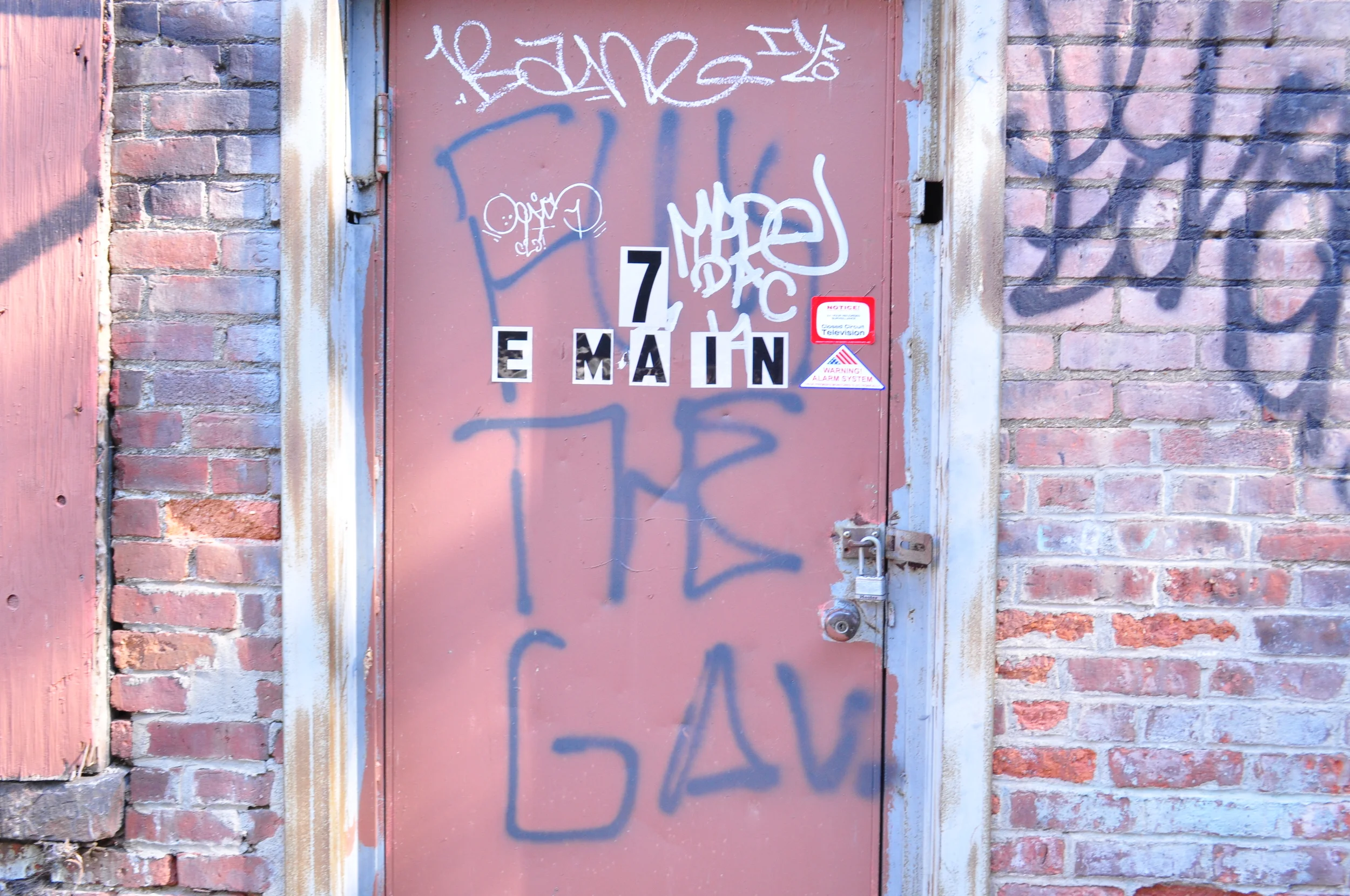 7 East Main Street