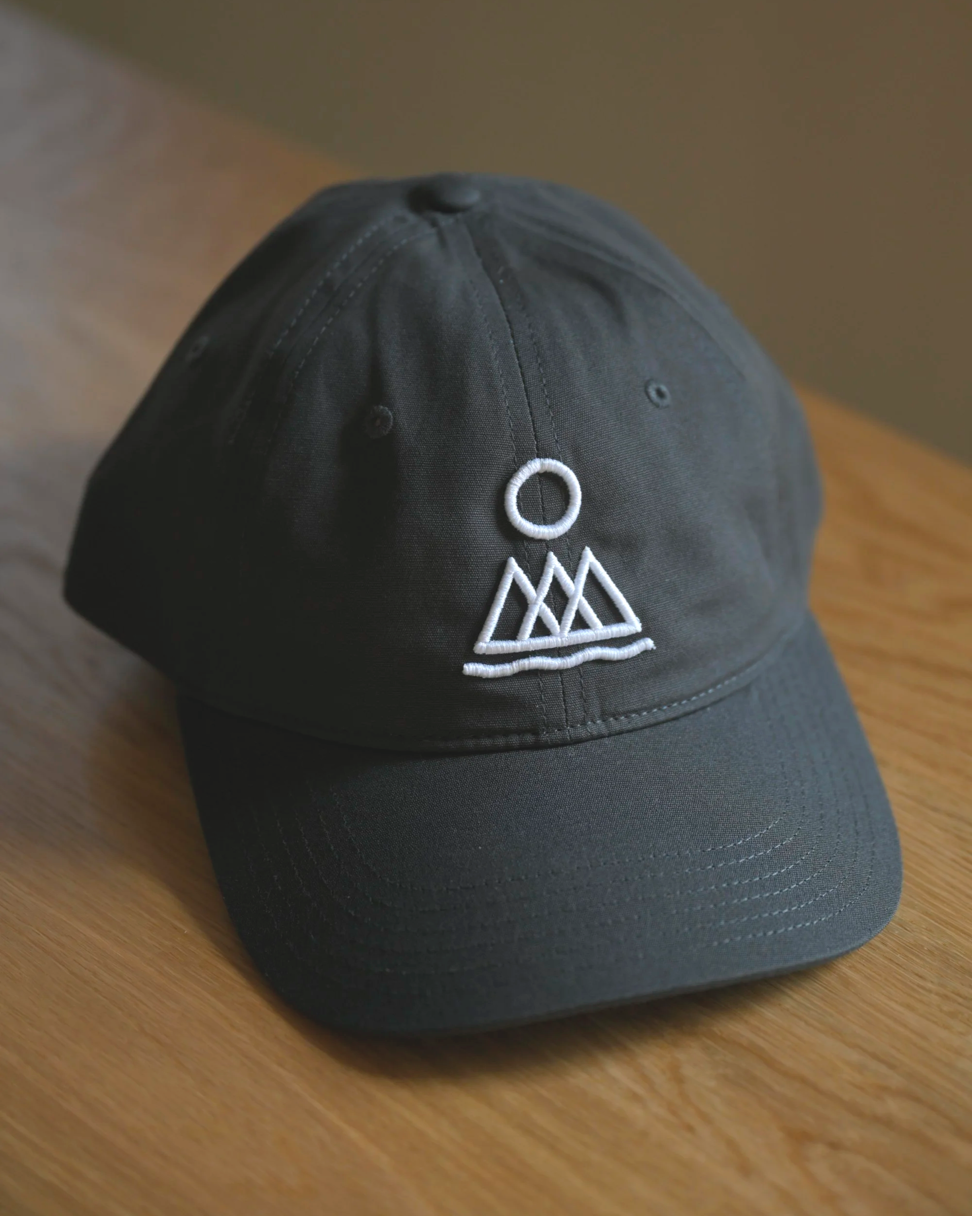 Logo Hat