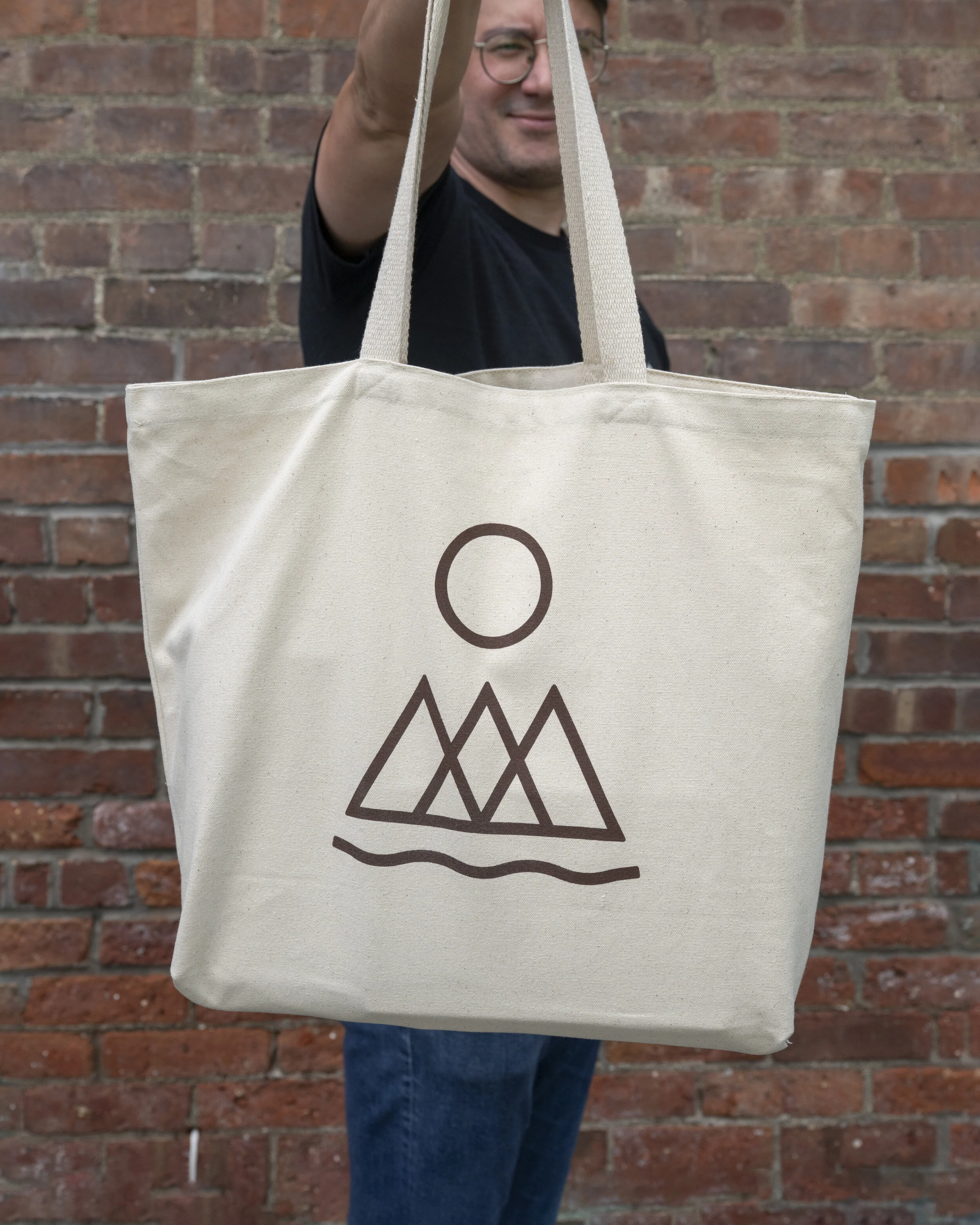 New_tote_Logo.jpg