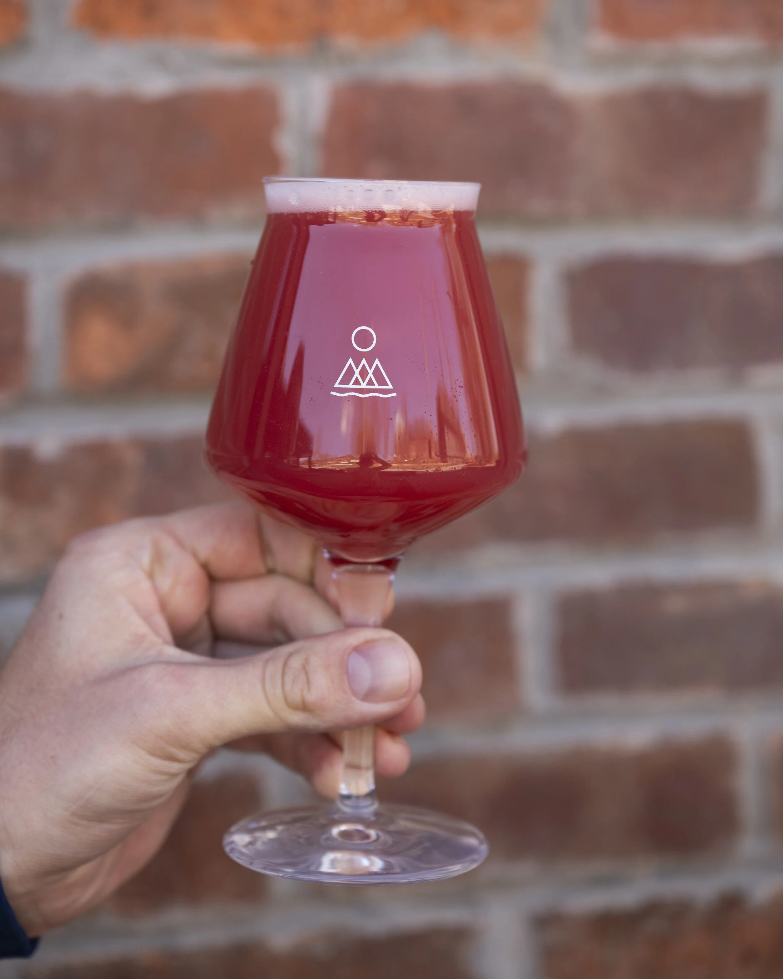 ドイツ Rastal(ラスタル)カットガラス ルビーレッド ボウル ドイツ Rastal(ラスタル)カットガラス ルビーレッド ボウル