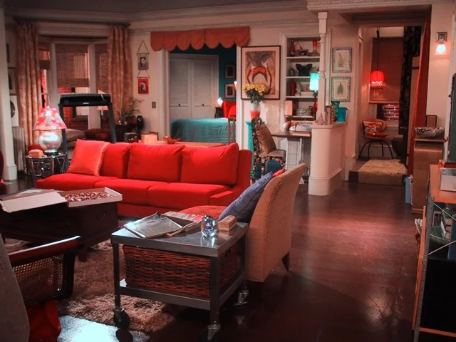 Harry's Girl - Living Room 