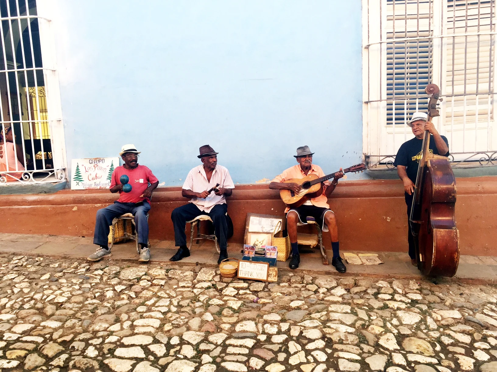 Street musicians everywhere around Cuba