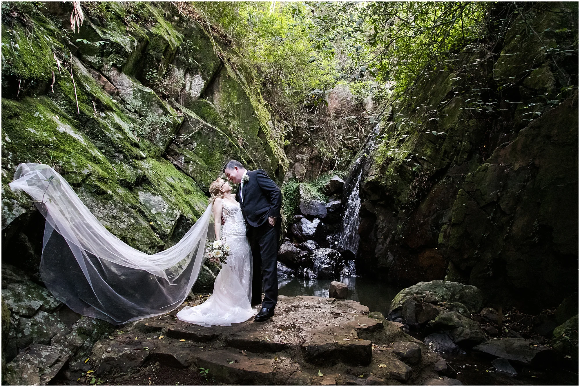 Sunshine Coast Hinterland Weddings Sweetwater Cottages Maleny