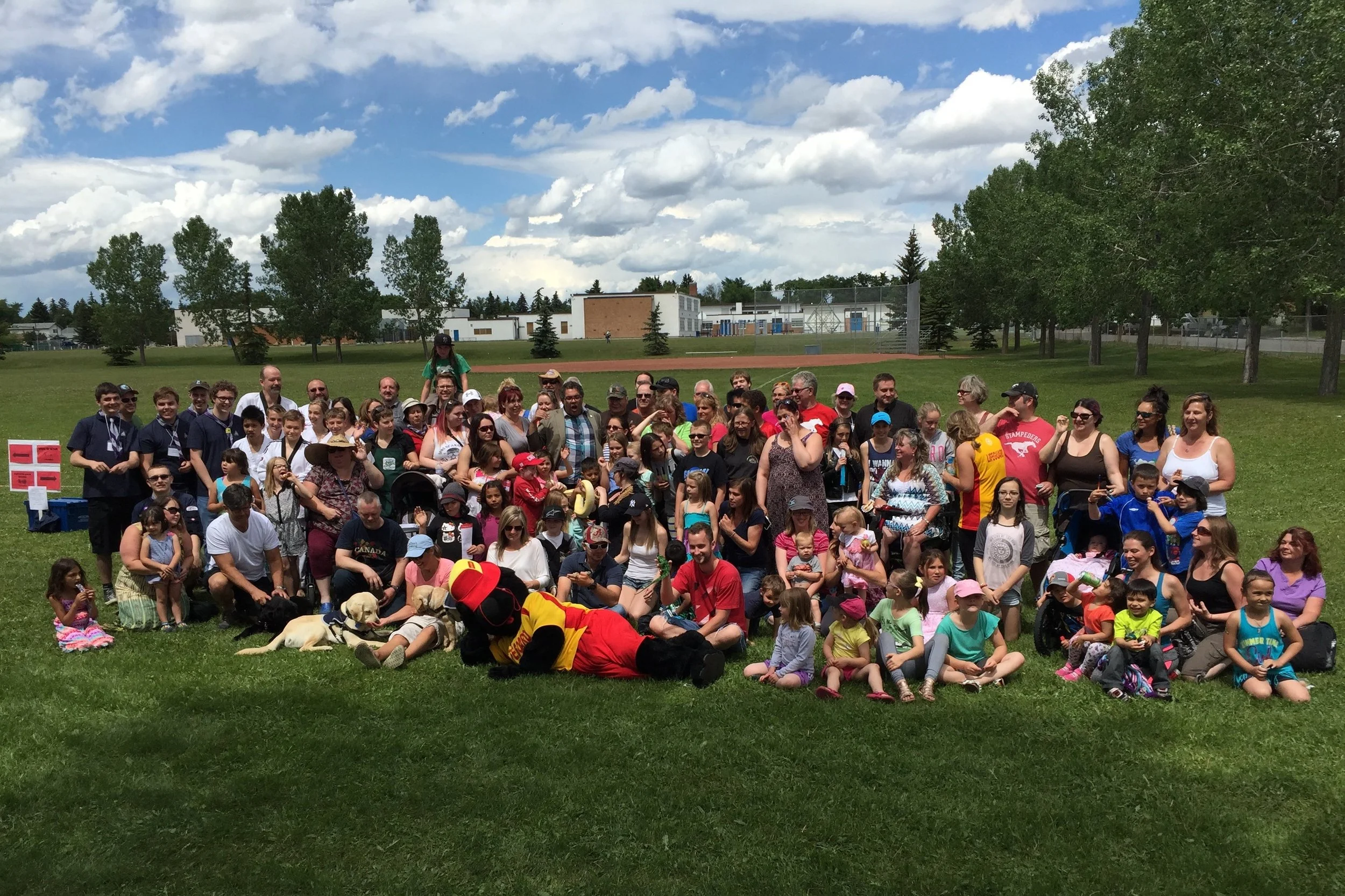 Millican-Ogden-Lynnwood is an historic Calgary community where residents of all ages, all stages, and all wages come together to build a better community. 