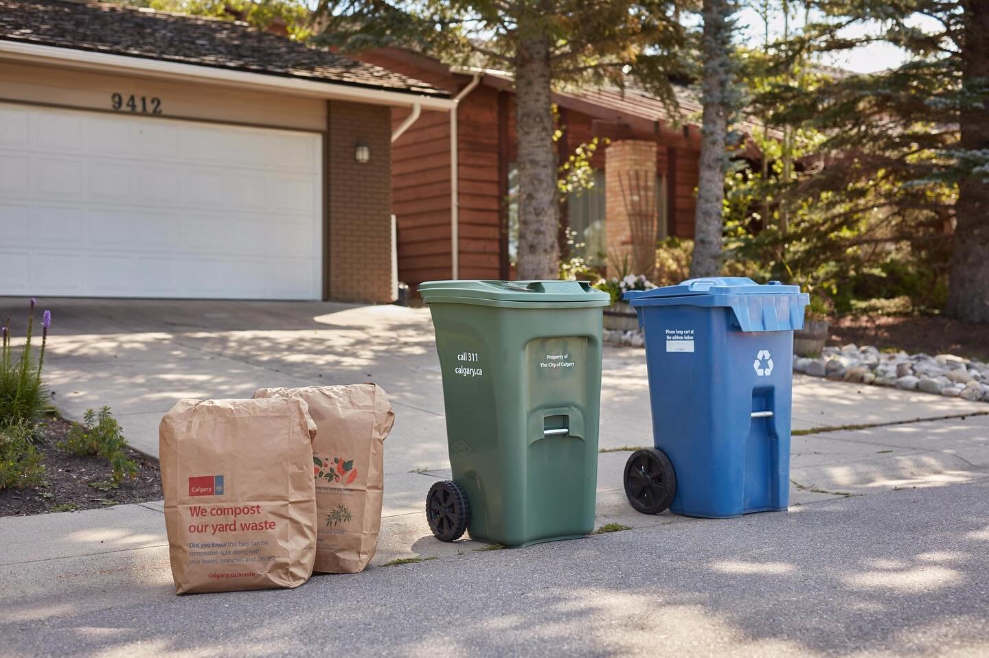 🟢 Weekly green cart collection resumes the week of April 22.

Blue carts will continue to be picked up every week  and black carts every other week.

Check your collection schedule at calgary.ca/collection and sign up for reminders to never miss a c