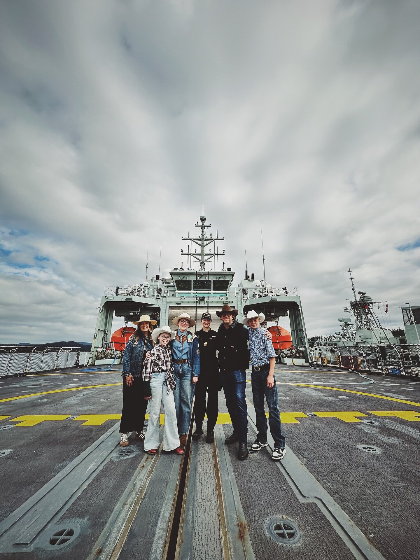 An epic weekend of amazing friends, unforgettable memories, and a whole lot of fun bringing the Stampede spirit to the streets of Victoria for the 30th anniversary of HMCS Calgary, our city&rsquo;s namesake Navy ship.

From golf tournaments and ship 